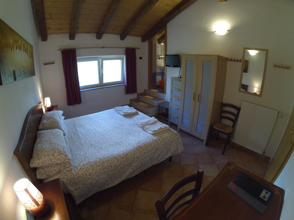 Al Campo Di Sotto Bed & Breakfast Buia Room photo