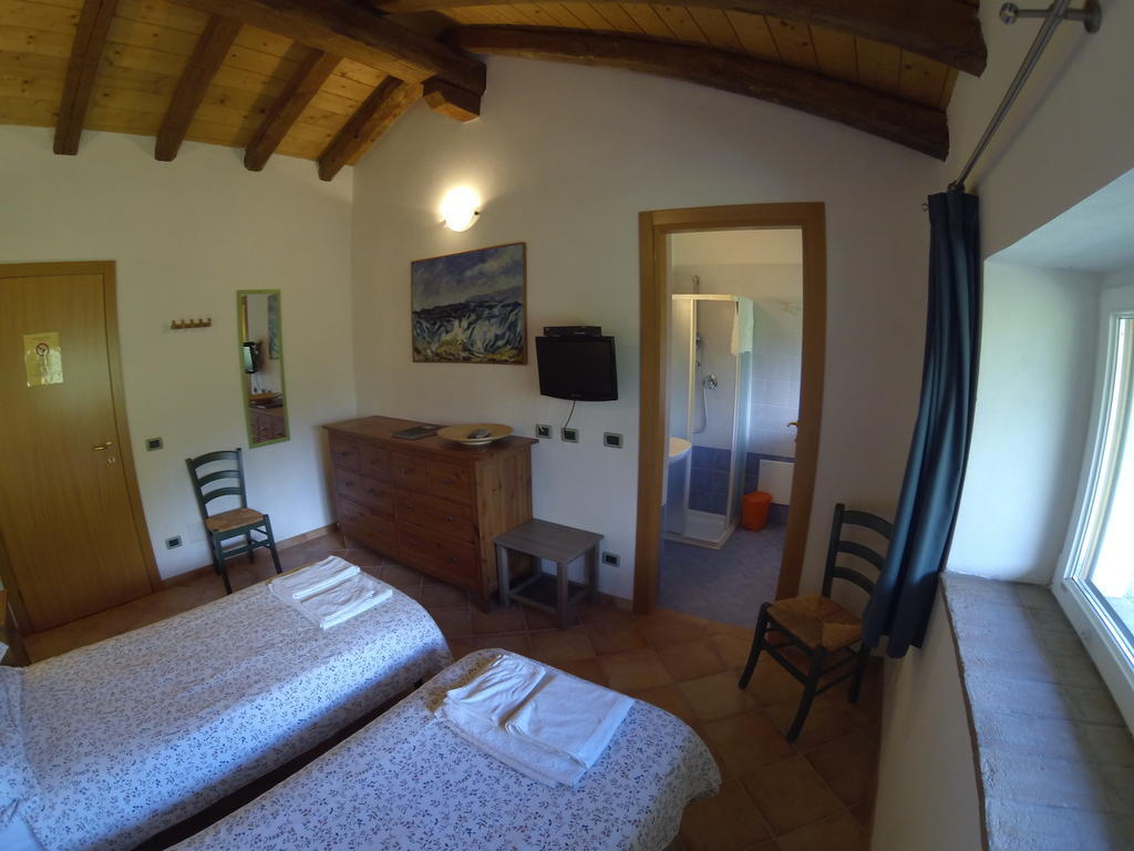 Al Campo Di Sotto Bed & Breakfast Buia Room photo