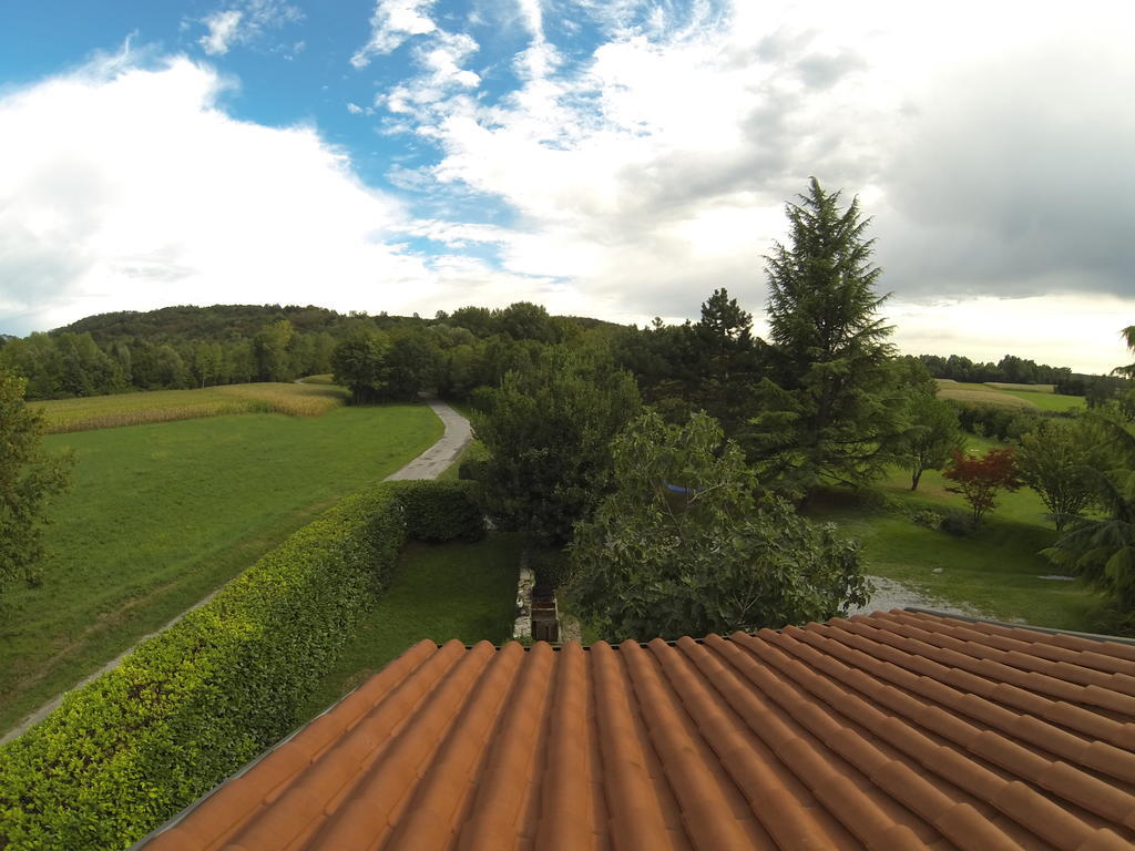 Al Campo Di Sotto Bed & Breakfast Buia Exterior photo