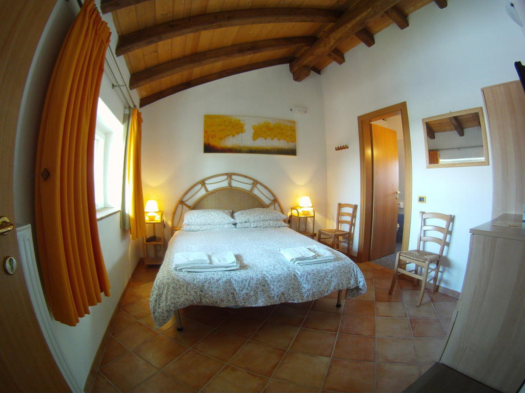 Al Campo Di Sotto Bed & Breakfast Buia Exterior photo